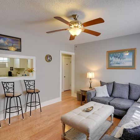 Beautiful Galveston Apt With Deck Less Than 3 Mi To Dtwn! Buitenkant foto