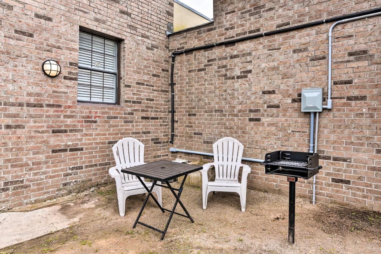 Beautiful Galveston Apt With Deck Less Than 3 Mi To Dtwn! Buitenkant foto