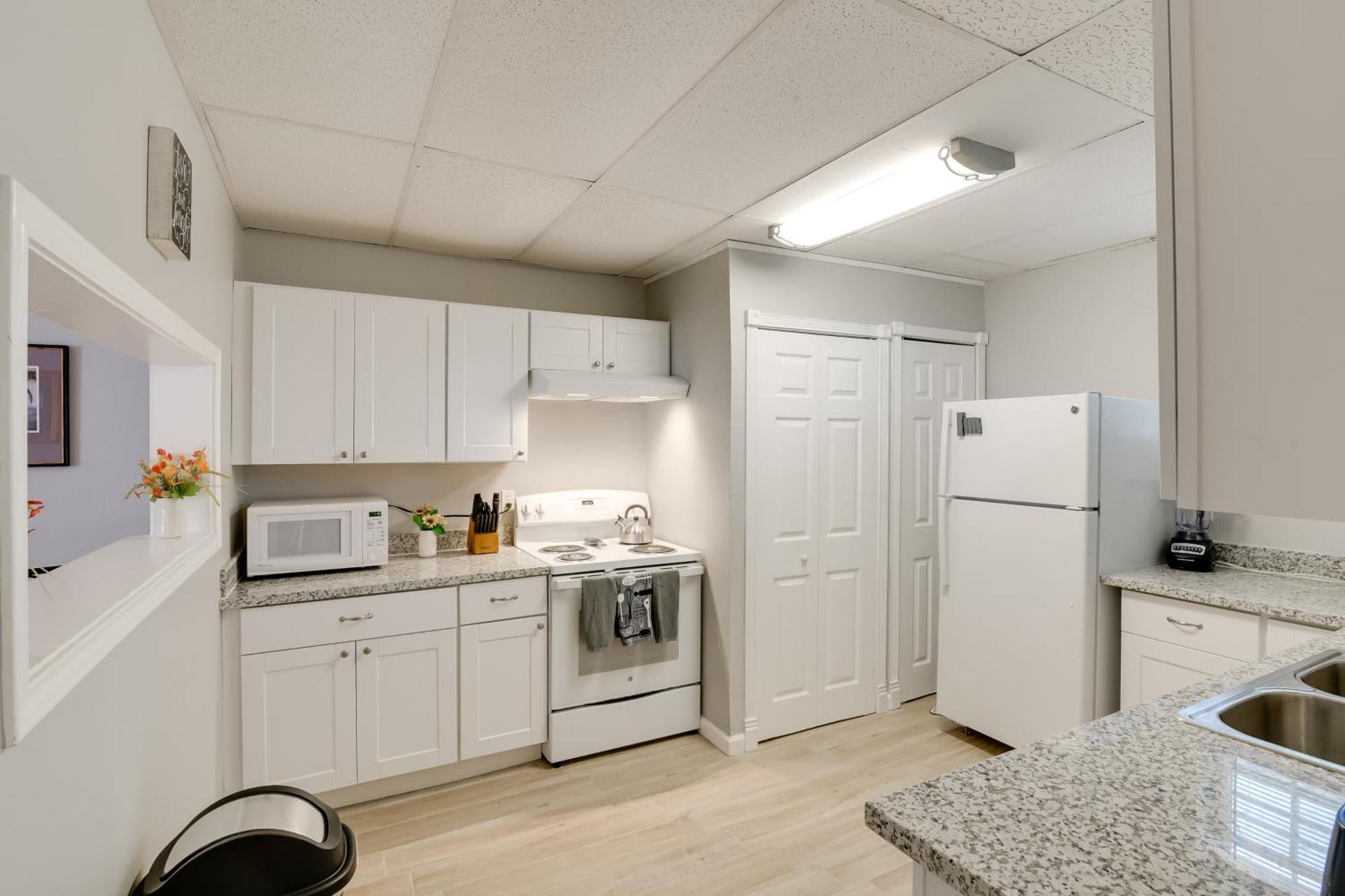 Beautiful Galveston Apt With Deck Less Than 3 Mi To Dtwn! Buitenkant foto