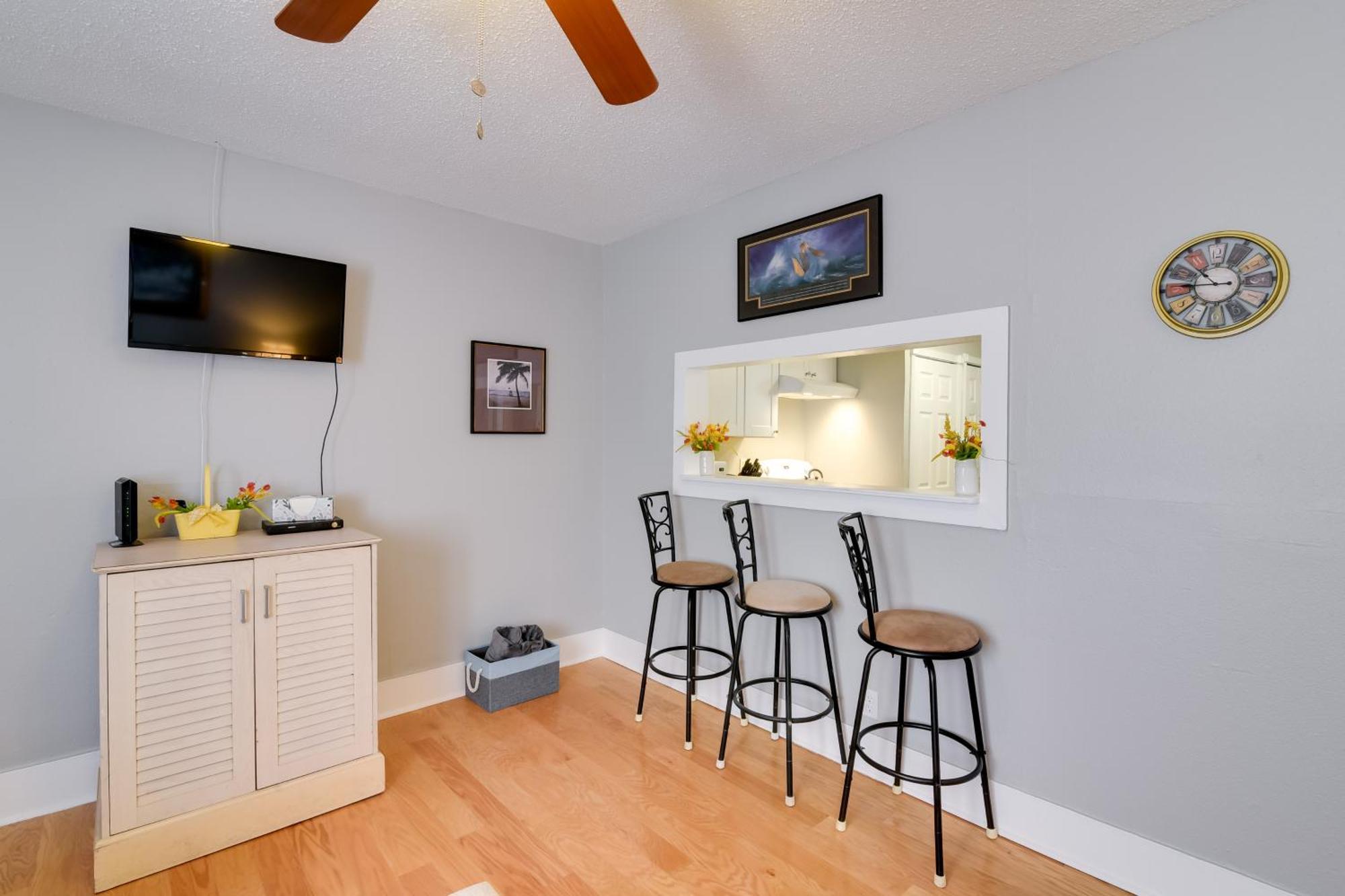 Beautiful Galveston Apt With Deck Less Than 3 Mi To Dtwn! Buitenkant foto