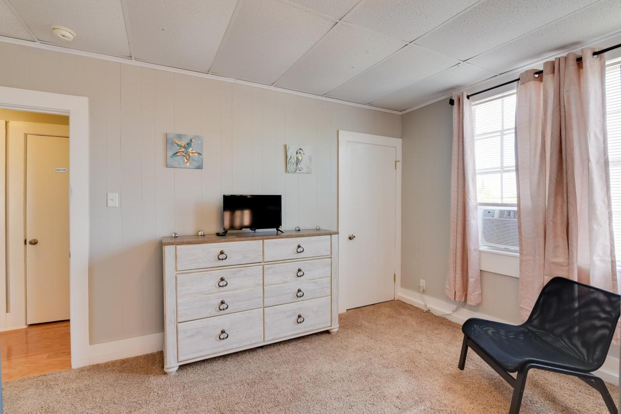 Beautiful Galveston Apt With Deck Less Than 3 Mi To Dtwn! Buitenkant foto